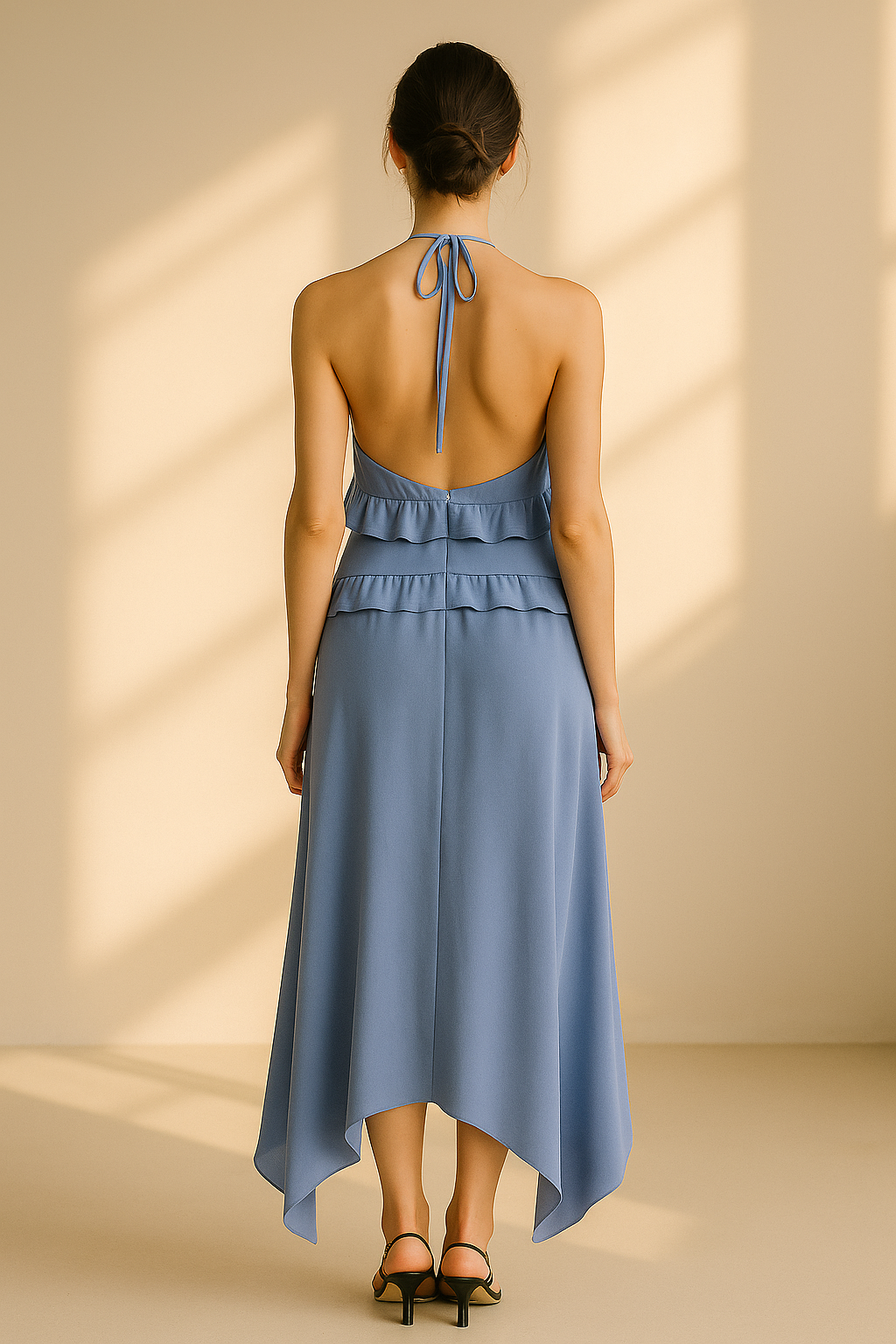Neckholder-Sommerkleid mit Rüschen in Blau