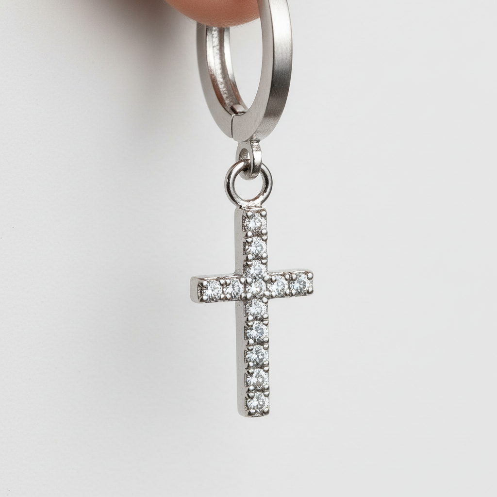 Filigrane Kreuz-Ohrringe - CrossShimmer 