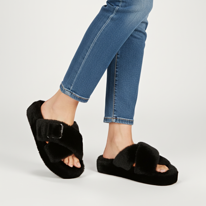 Gefütterte Flauschige Hausschuhe - WarmFluff