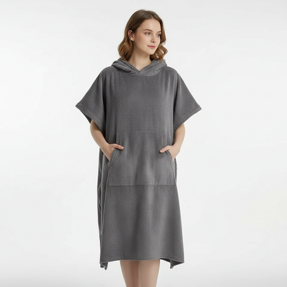 Geräumiger Handtuch-Poncho - KangarooCover