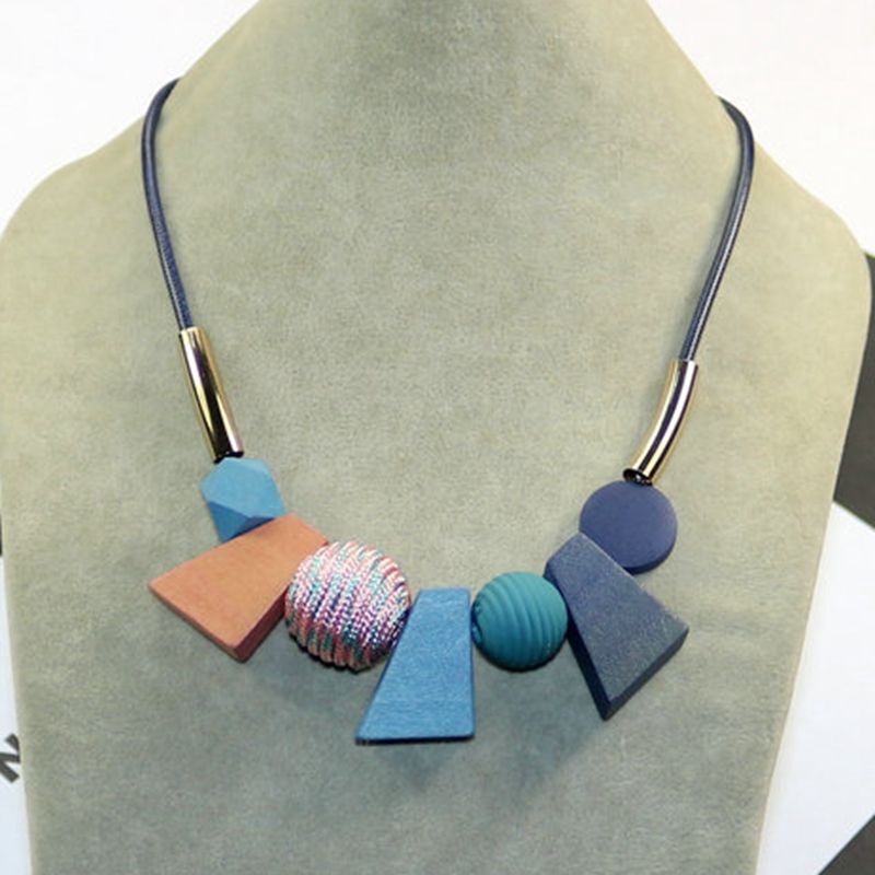 Handgefertigte Halskette - WoodPrism 