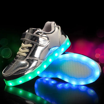 Kinder-LED-Sneaker mit Farbwechsel-Leuchteffekt beim Gehen