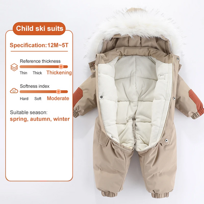 Baby-Winteroverall mit Kapuze, wasserdicht und warm gefüttert – Mila Winterzauber Edition