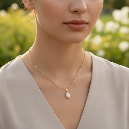 Tropfenförmiger Anhänger - LuxeChain 