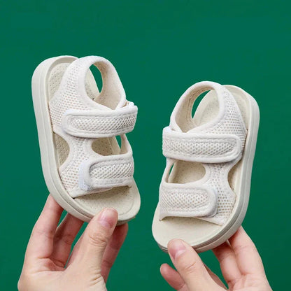 Atmungsaktive Kinder-Sandalen mit weicher Sohle & Schnellverschluss – Laufleicht