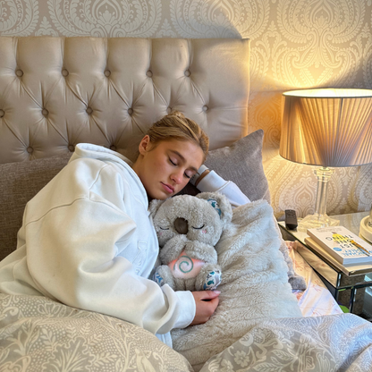 Beruhigendes Plüsch-Kuscheltier mit Atemrhythmus & Schlafklang – Snoozie